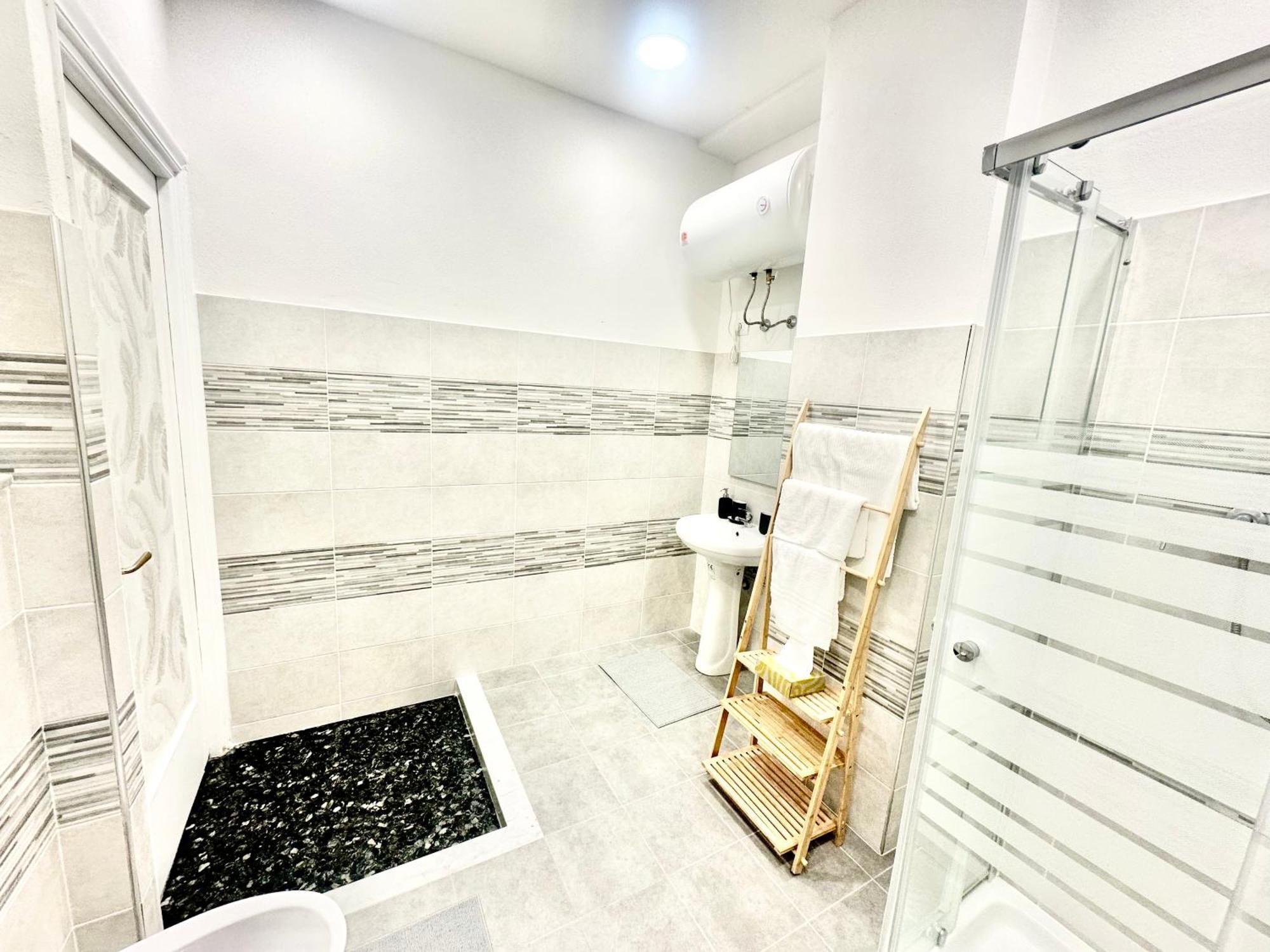 The Center Residence جنوة المظهر الخارجي الصورة